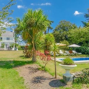 Cedar House Boutique B&B